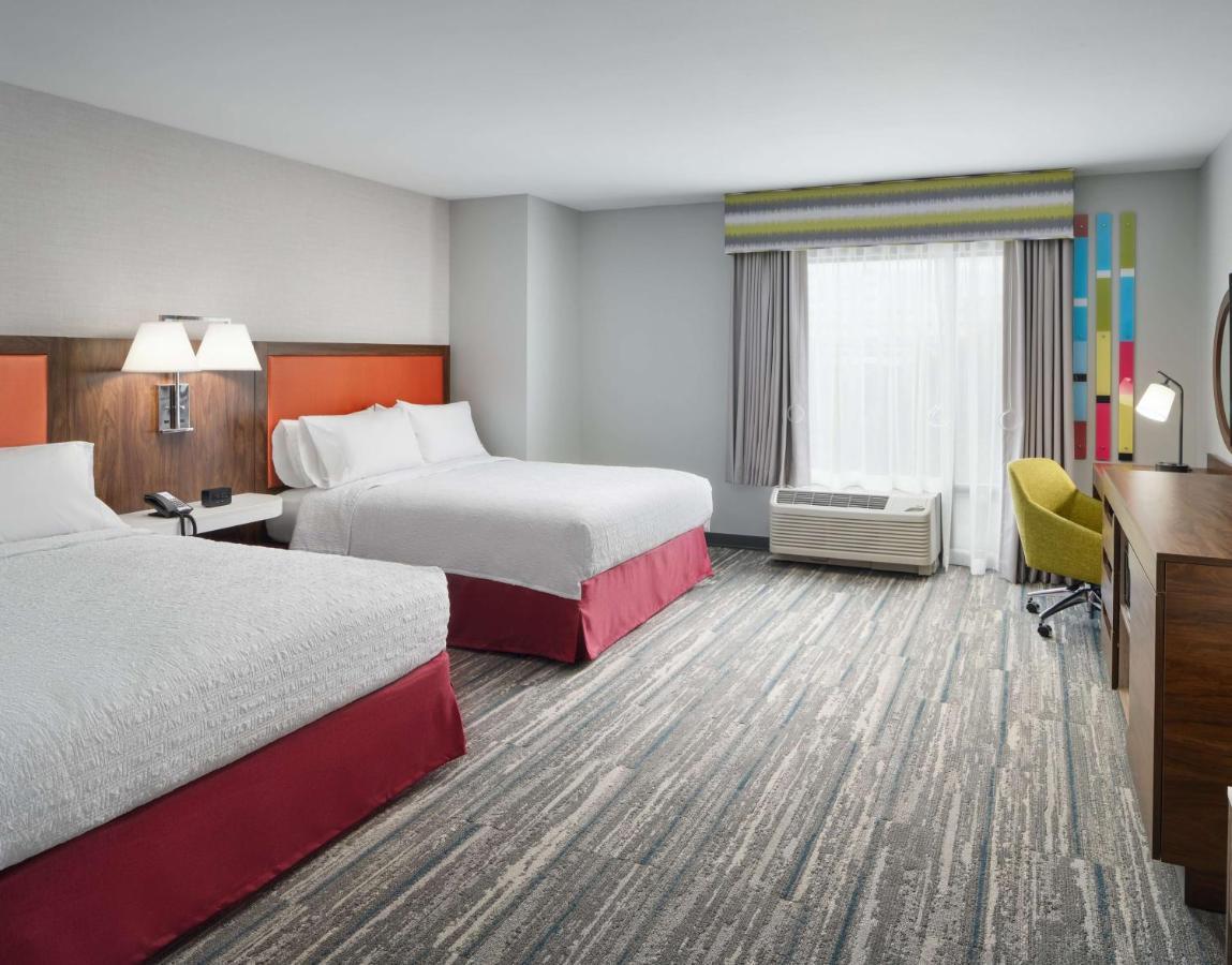 Hampton Inn Towson Downtown Экстерьер фото